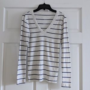 EUC Gap Petite Blue/Gray Striped Long-Sleeve Tee